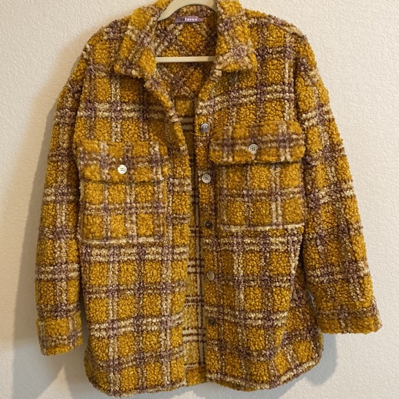 Comfy, over-sized yellow tartan sweater - Picture 7 of 8